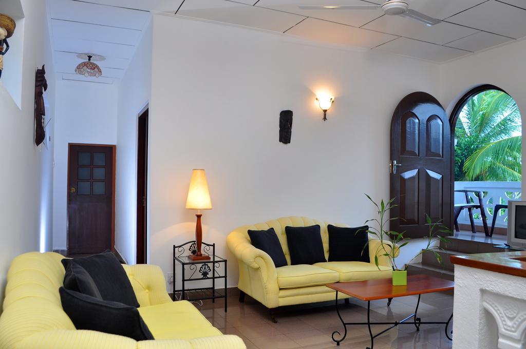 Ayubowan Guesthouse Negombo Chambre photo